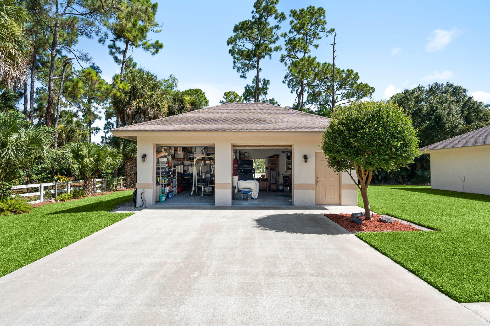 LOXAHATCHEE - Residential
