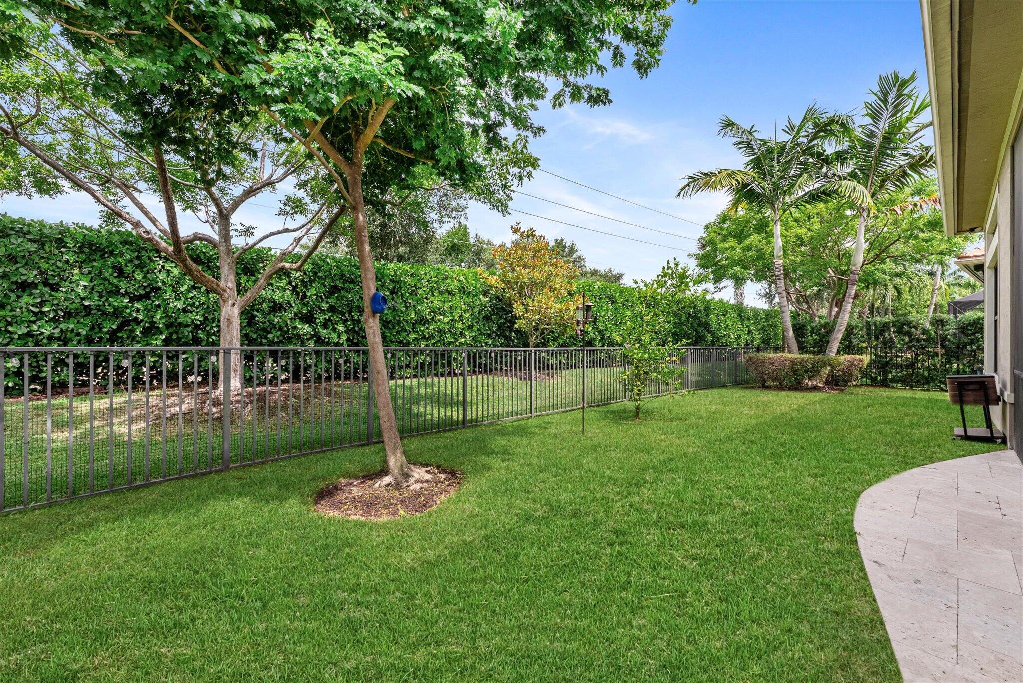 PARKLAND ROYALE - Residential