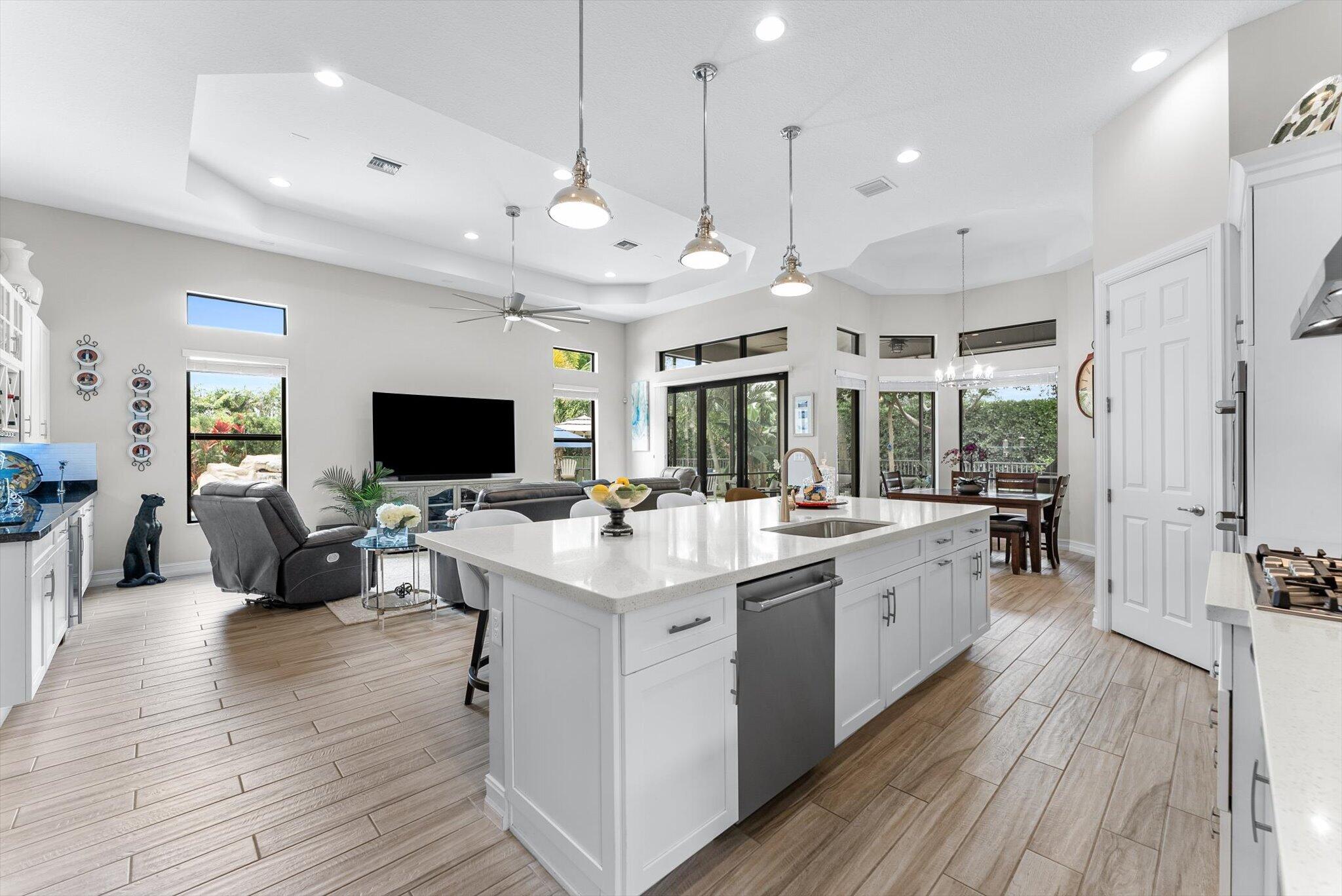 PARKLAND ROYALE - Residential