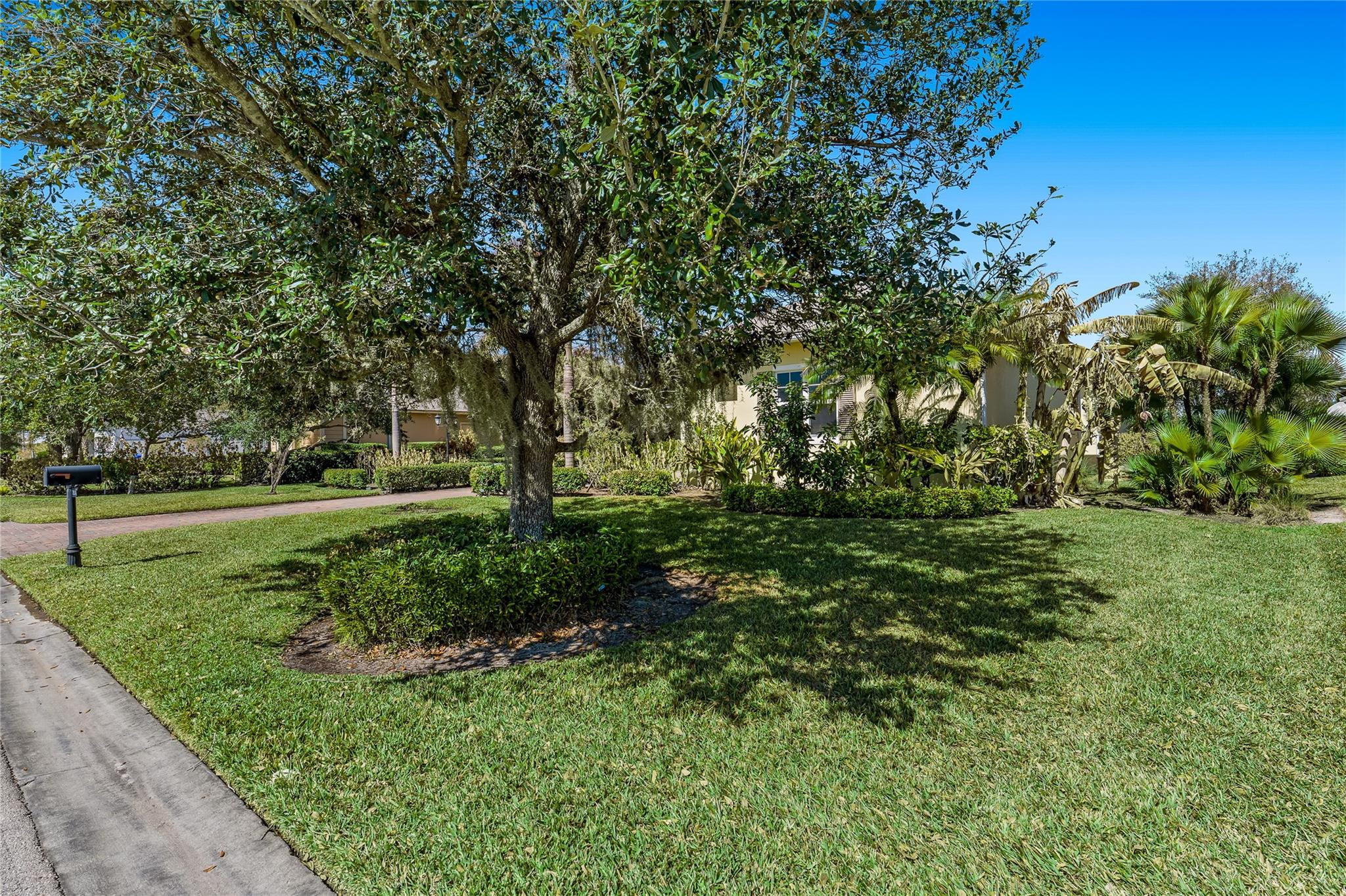 The Polo Grounds At Point - Residential