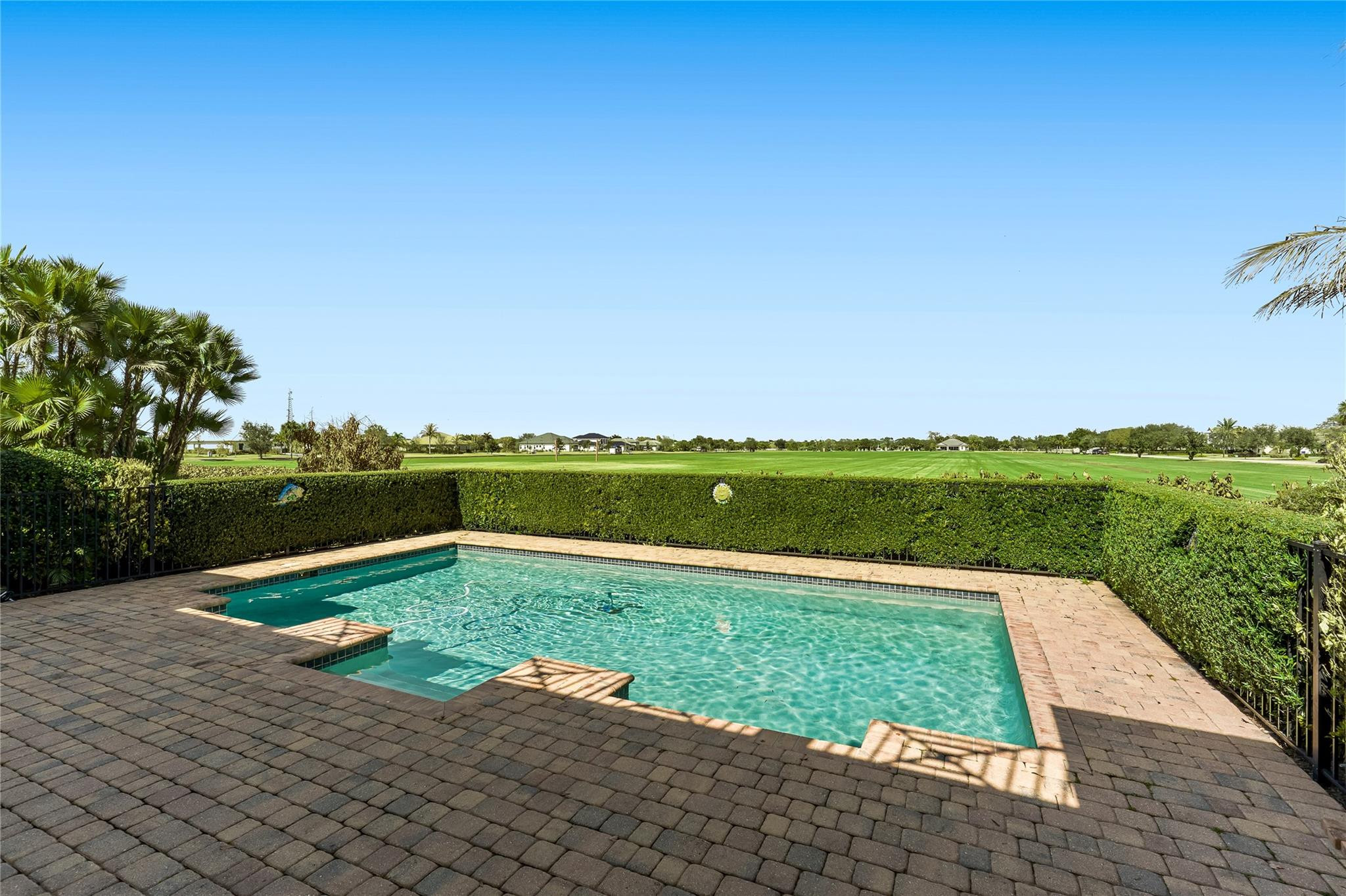 The Polo Grounds At Point - Residential