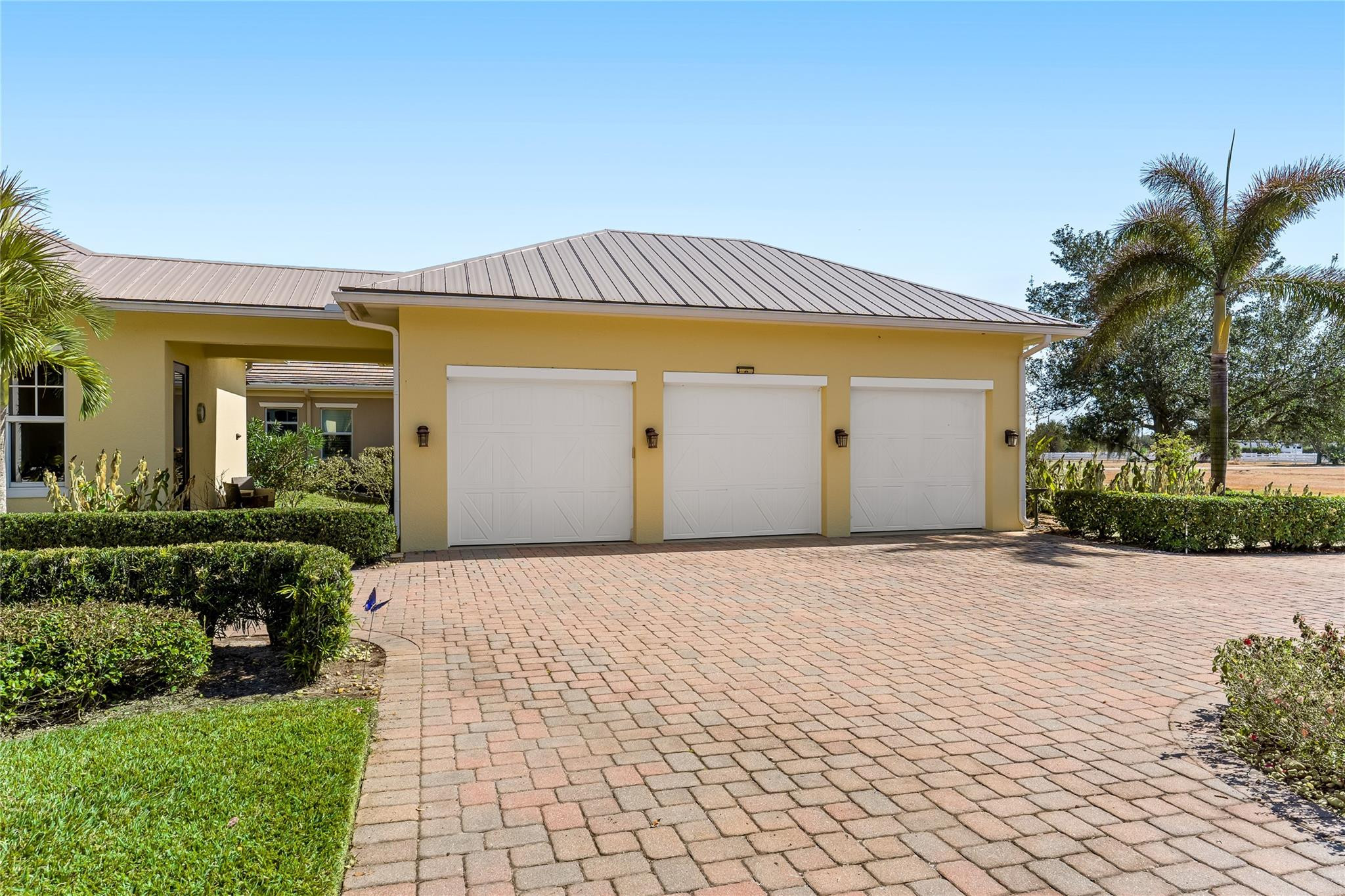 The Polo Grounds At Point - Residential