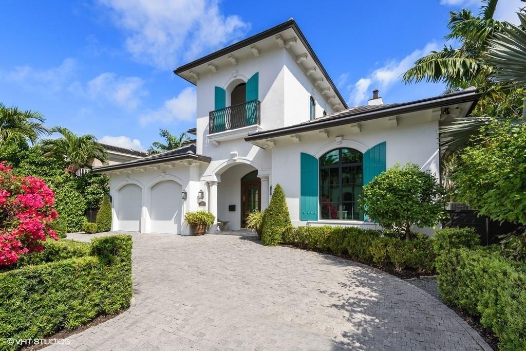 Best priced newer construction home in Las Olas! Stunning British West Indies style estate in the highly desirable Seven Isles neighborhood. Light & bright w/an open floor plan, high ceilings, formal living room, family room, eat-in chef's kitchen w/marble countertops, SubZero & Wolf appliances. Perfectly designed w/a downstairs master suite featuring water views, a sitting area, dual walk-in closets, master bath w/dual sinks & freestanding tub. Large en-suite guest rooms & upstairs loft w/wet bar & huge covered balcony plus office/bonus room. Enjoy SFL's sunshine year round in the salt-water heated pool w/plenty of covered outdoor space & BBQ grill. 75' of WF & just minutes to the ocean by boat. Located close to the Beach, Las Olas dining & shop & the FTL Int'l airport. A must see!