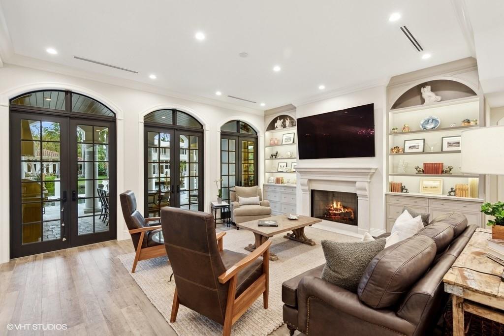 GOULD ISLAND - Residential