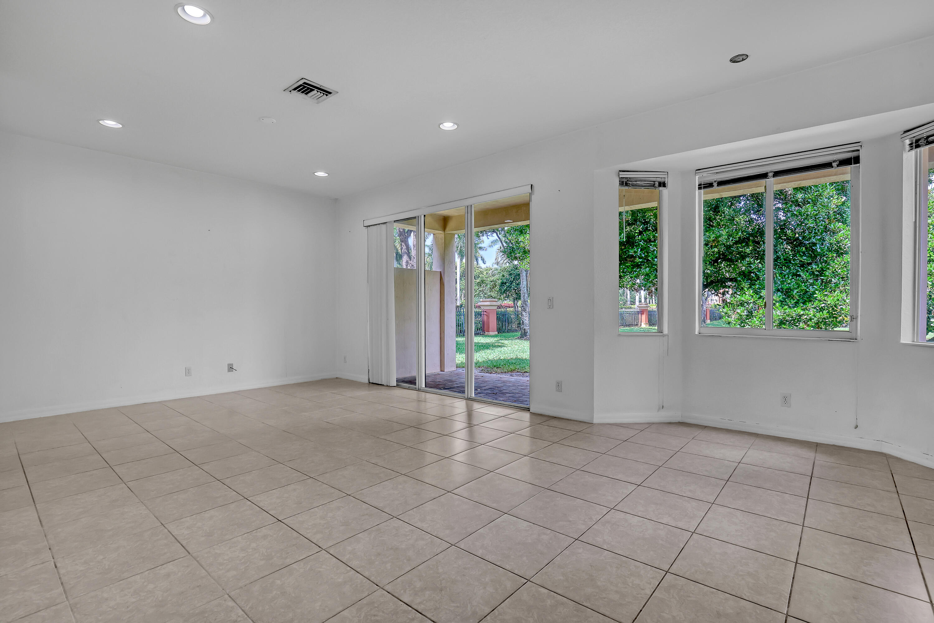 BELLA TERRA PUD 1 - Residential Lease