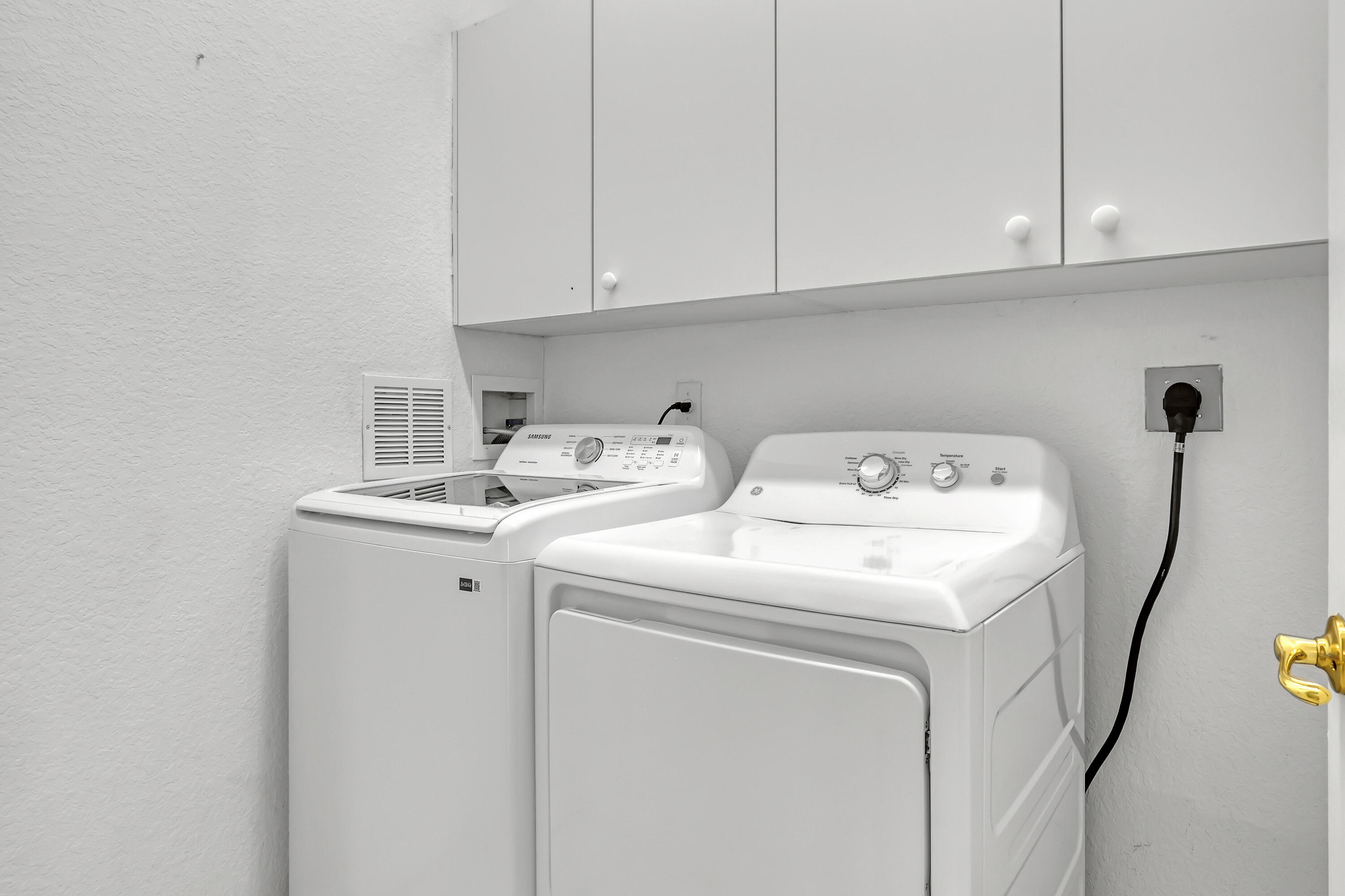 BELLA TERRA PUD 1 - Residential Lease