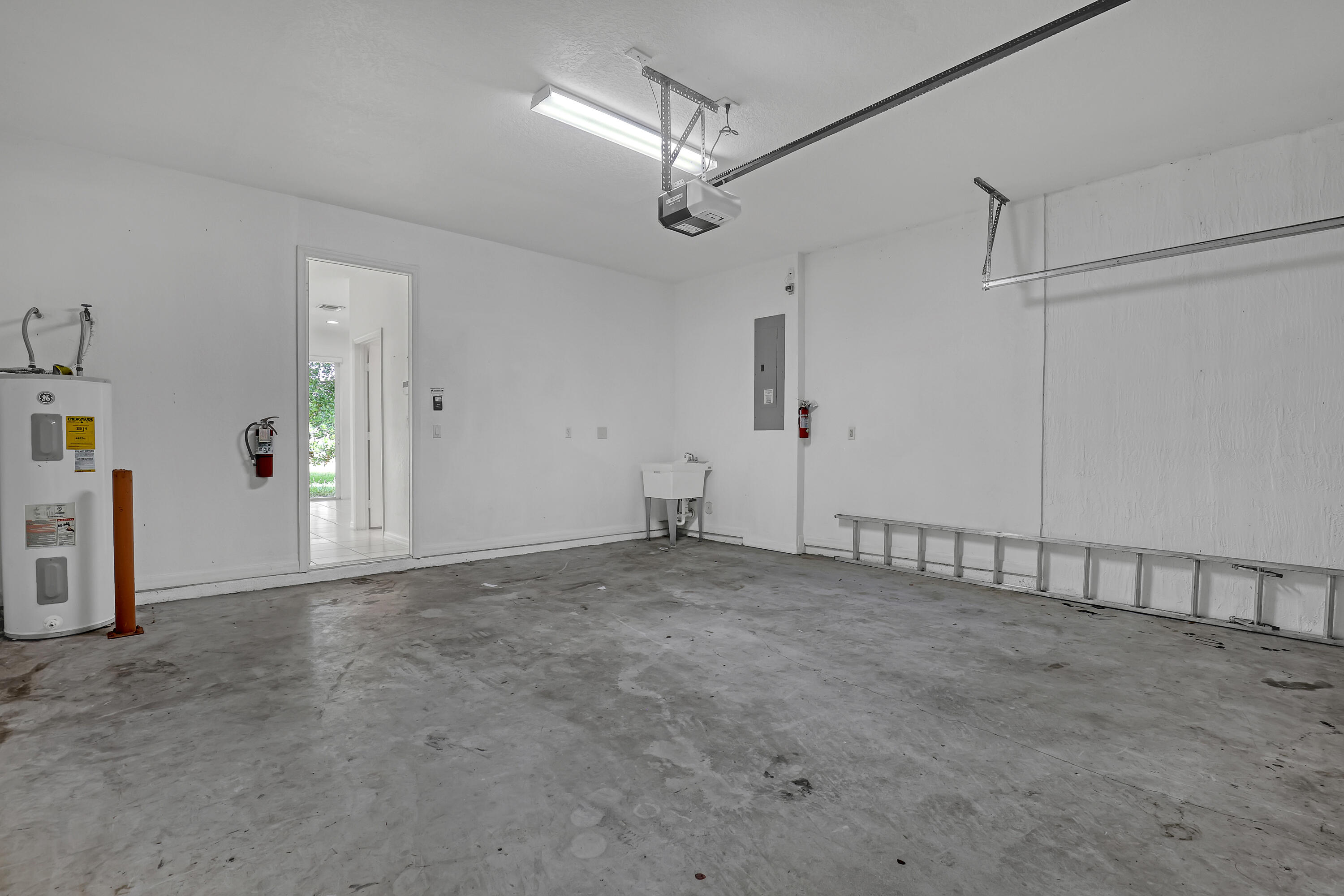 BELLA TERRA PUD 1 - Residential Lease