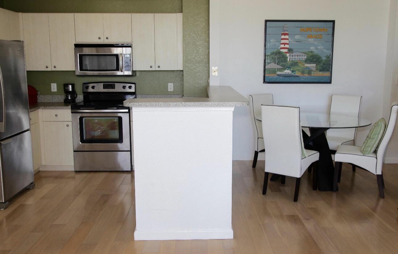 FLAGLER POINTE CONDO - Residential Lease