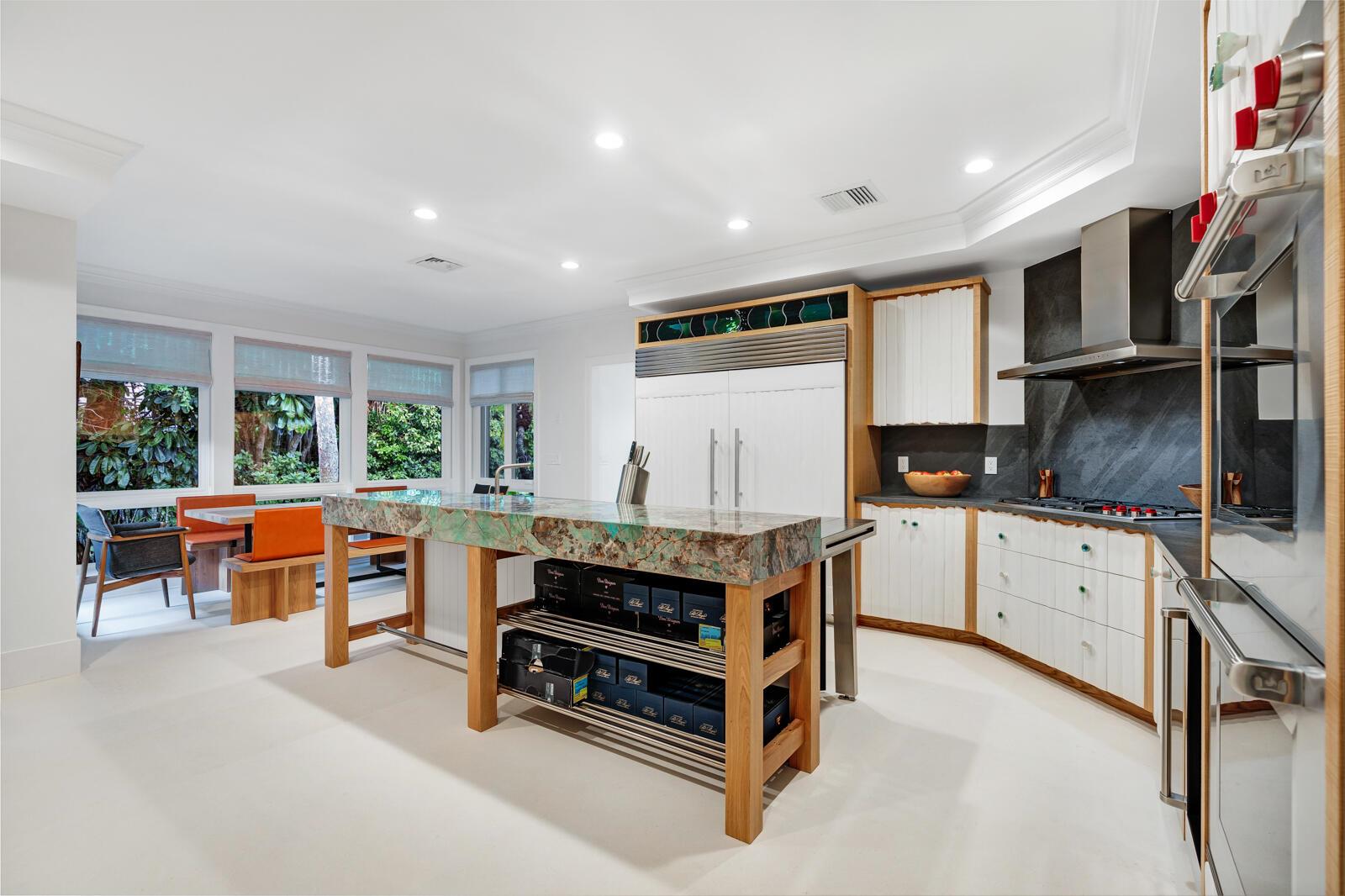 JUPITER ISLAND - Residential