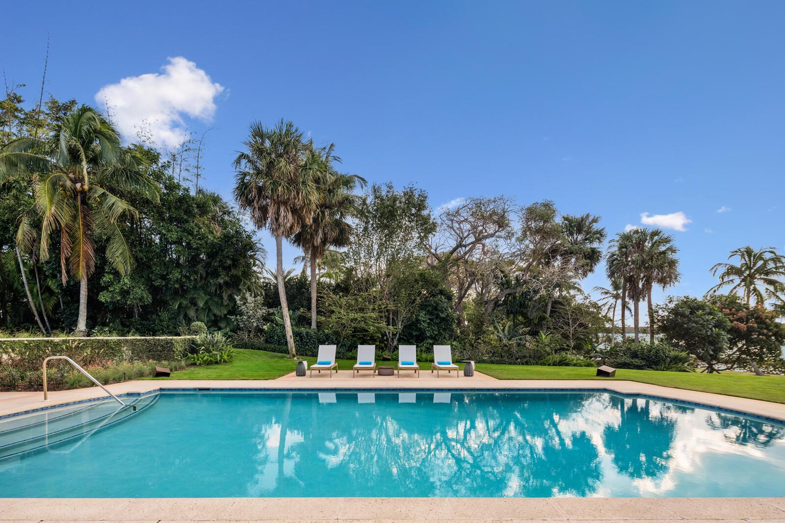 JUPITER ISLAND - Residential