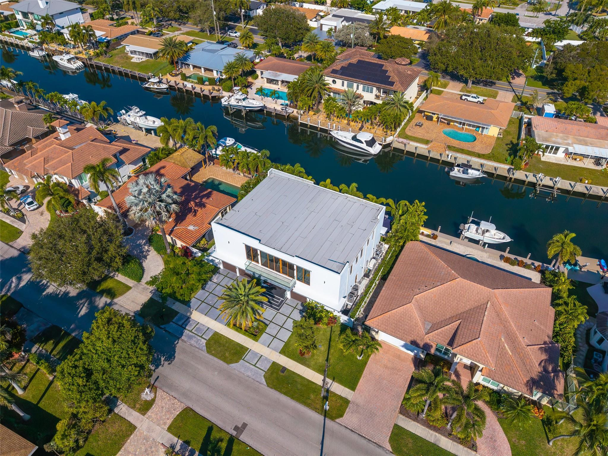 CORAL KEY VILLAS 2ND SEC - Residential