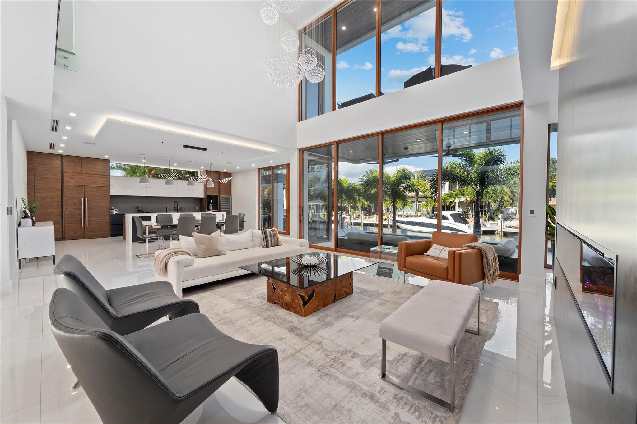 CORAL KEY VILLAS 2ND SEC - Residential
