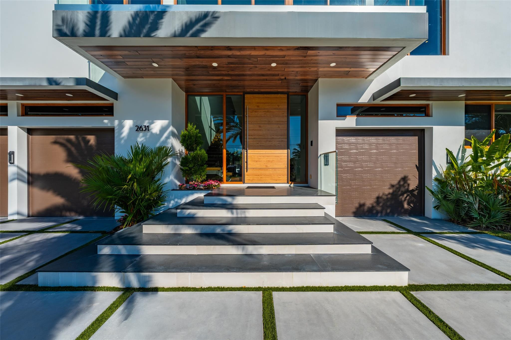 CORAL KEY VILLAS 2ND SEC - Residential