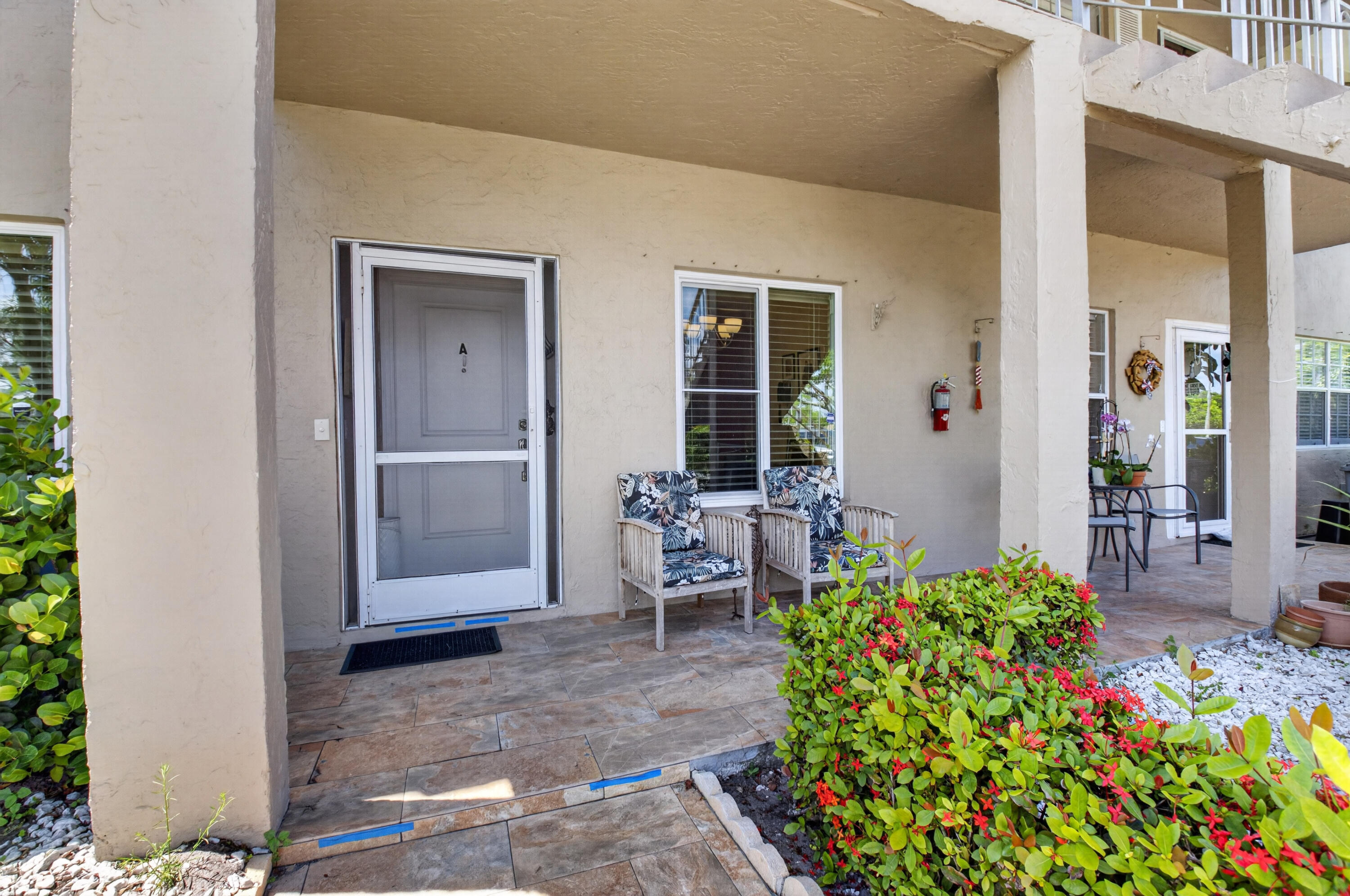PALM GREENS AT VILLA DEL RAY CONDO I - Residential