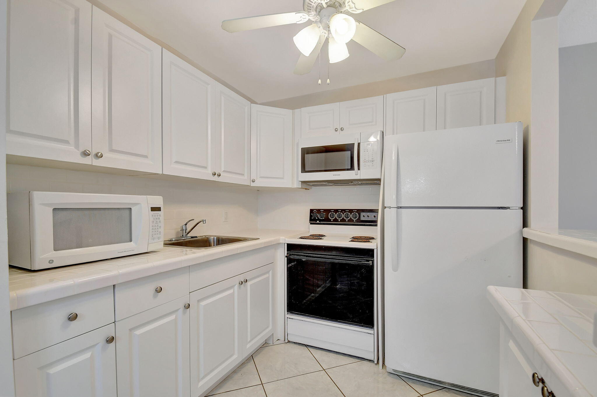 CAMDEN CONDOS - Residential