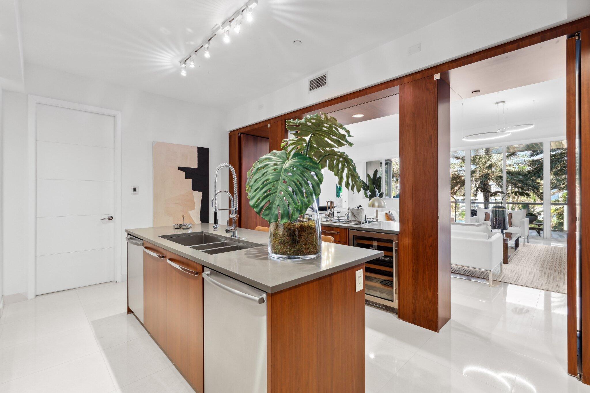 ONE THOUSAND OCEAN - Residential