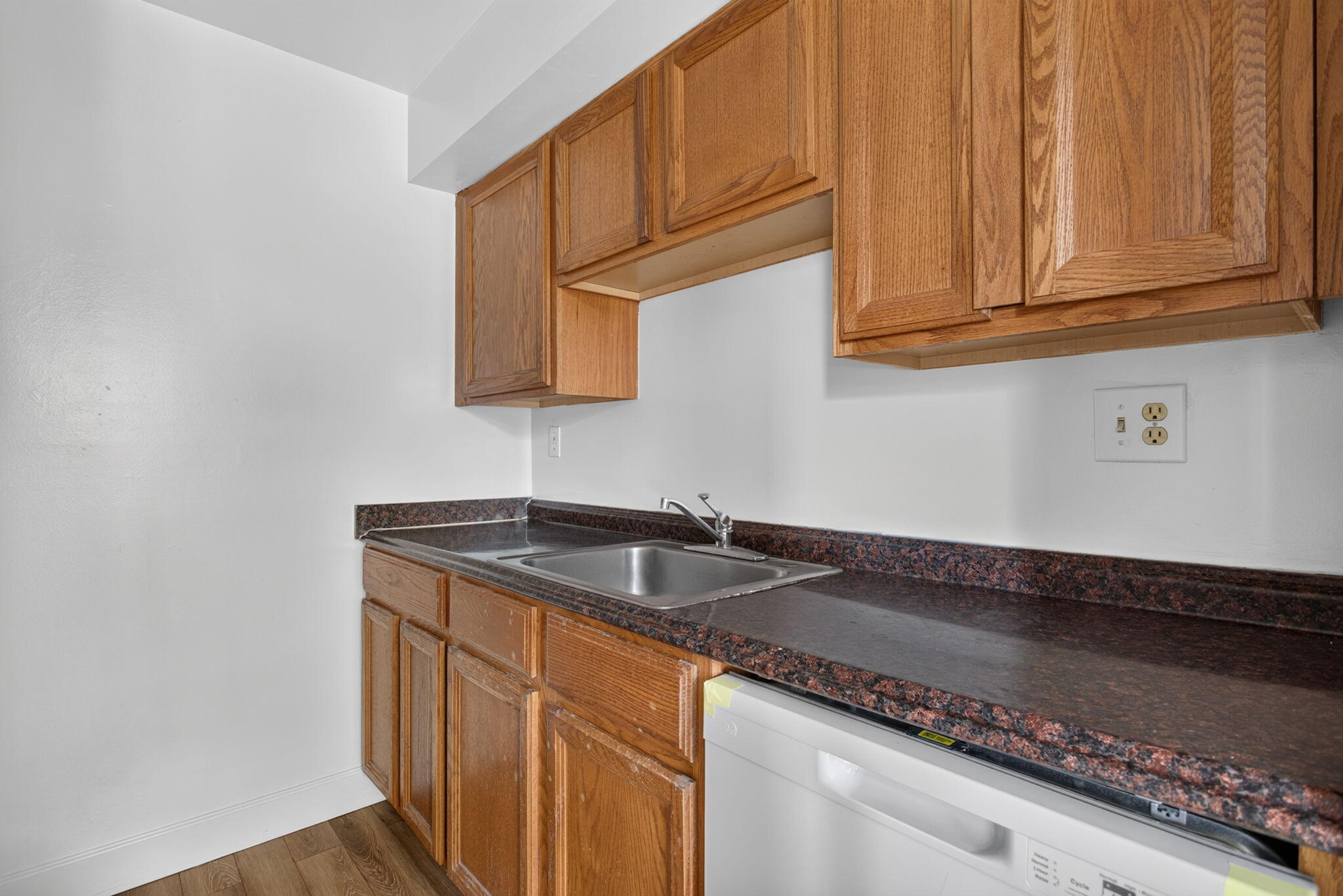 MELODIE ESTATES - Residential Lease