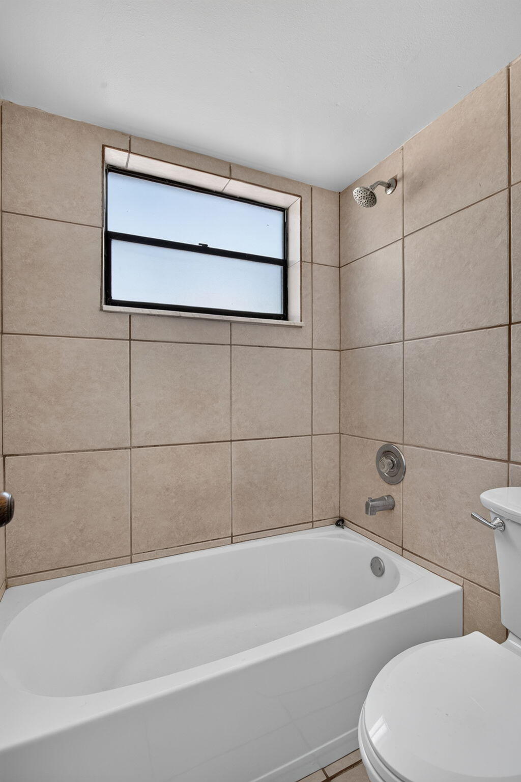 MELODIE ESTATES - Residential Lease