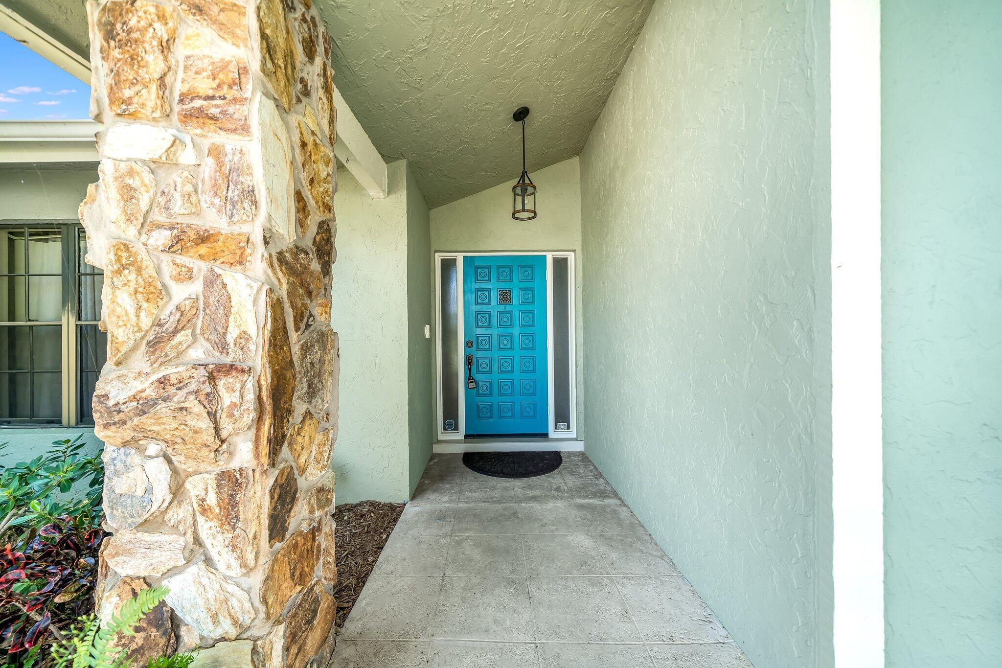 SUGAR POND MANOR OF WELLINGTON - Residential