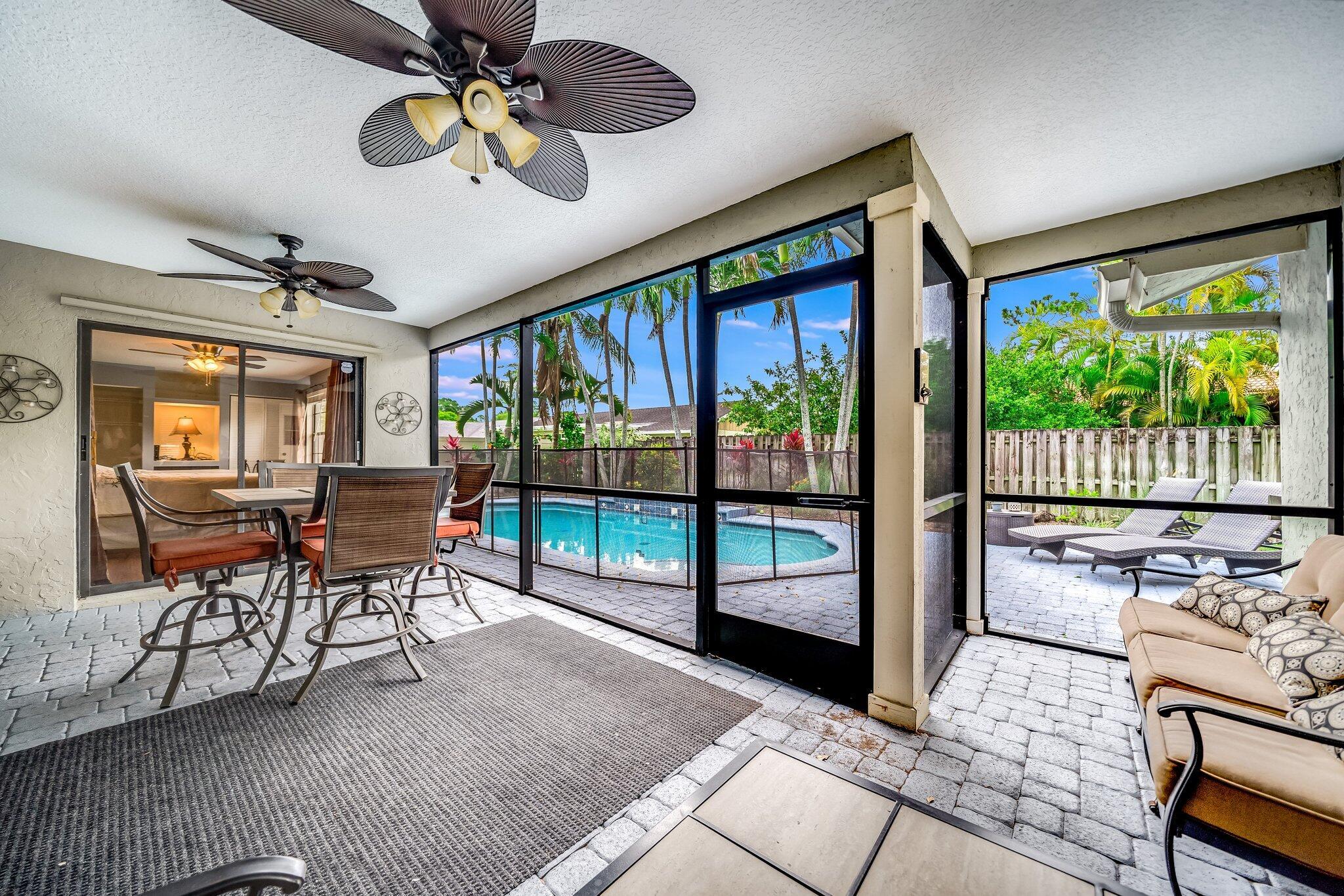 SUGAR POND MANOR OF WELLINGTON - Residential