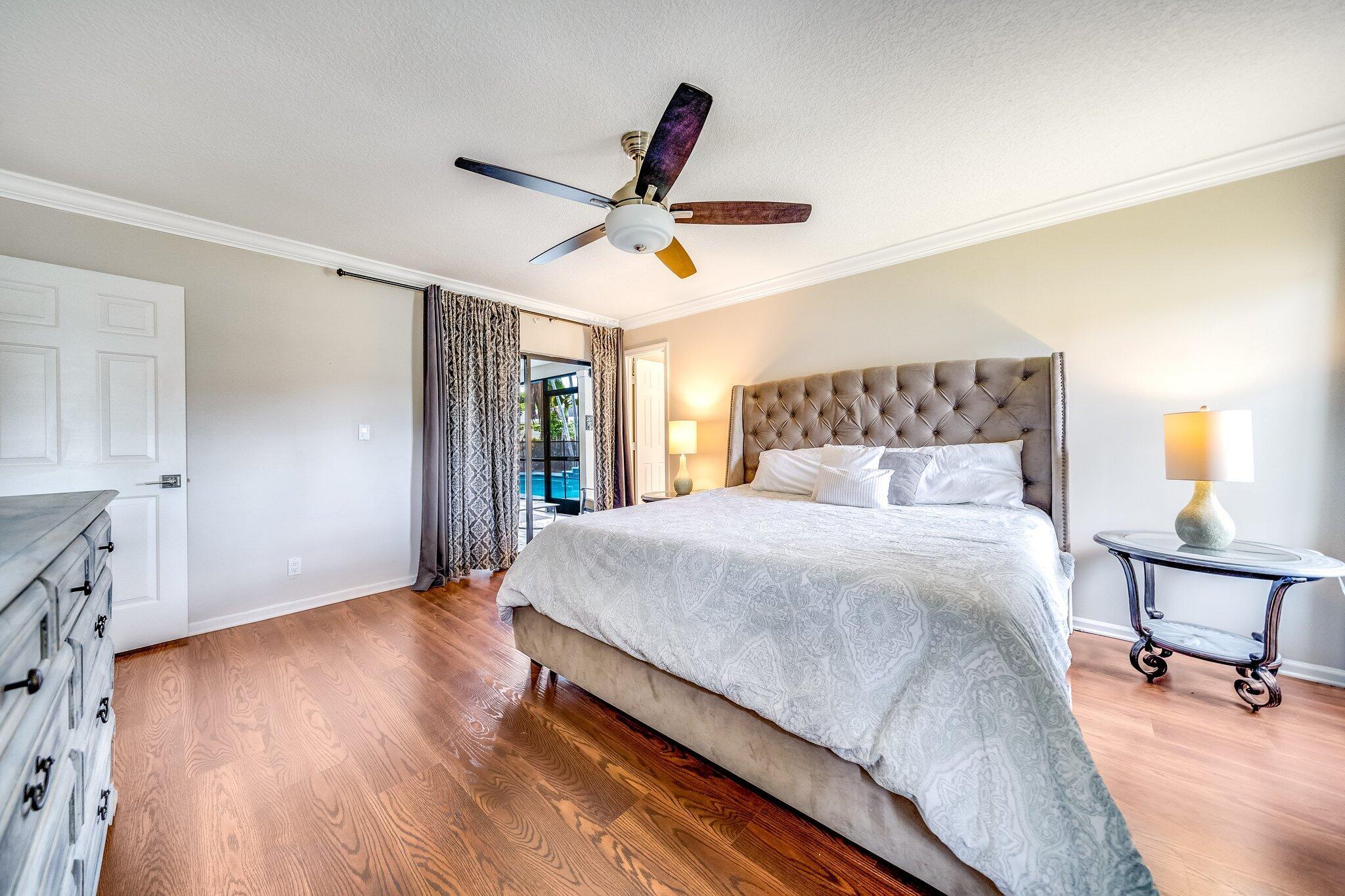 SUGAR POND MANOR OF WELLINGTON - Residential