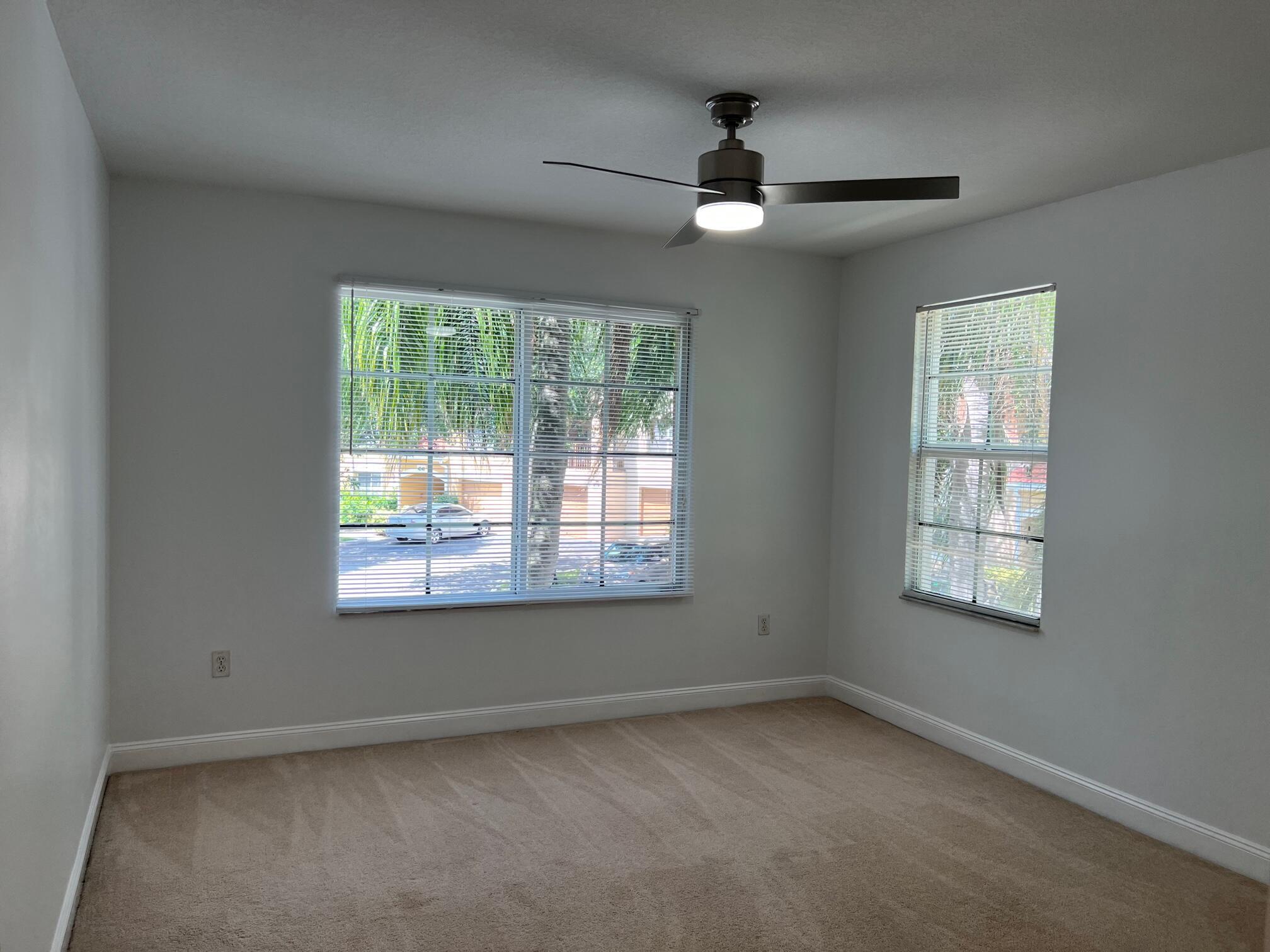EMERALD ISLE AT LAGUNA LAKES CONDO - Residential Lease
