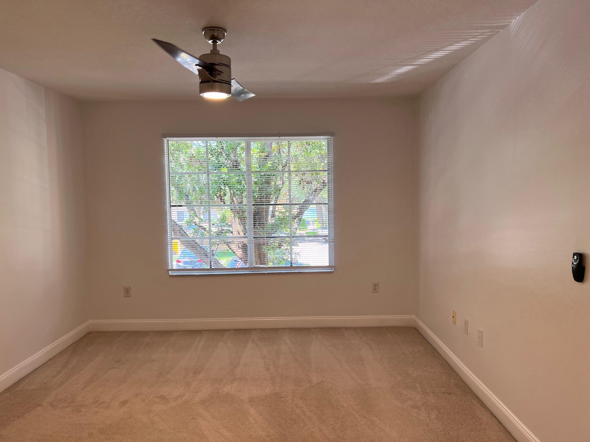EMERALD ISLE AT LAGUNA LAKES CONDO - Residential Lease