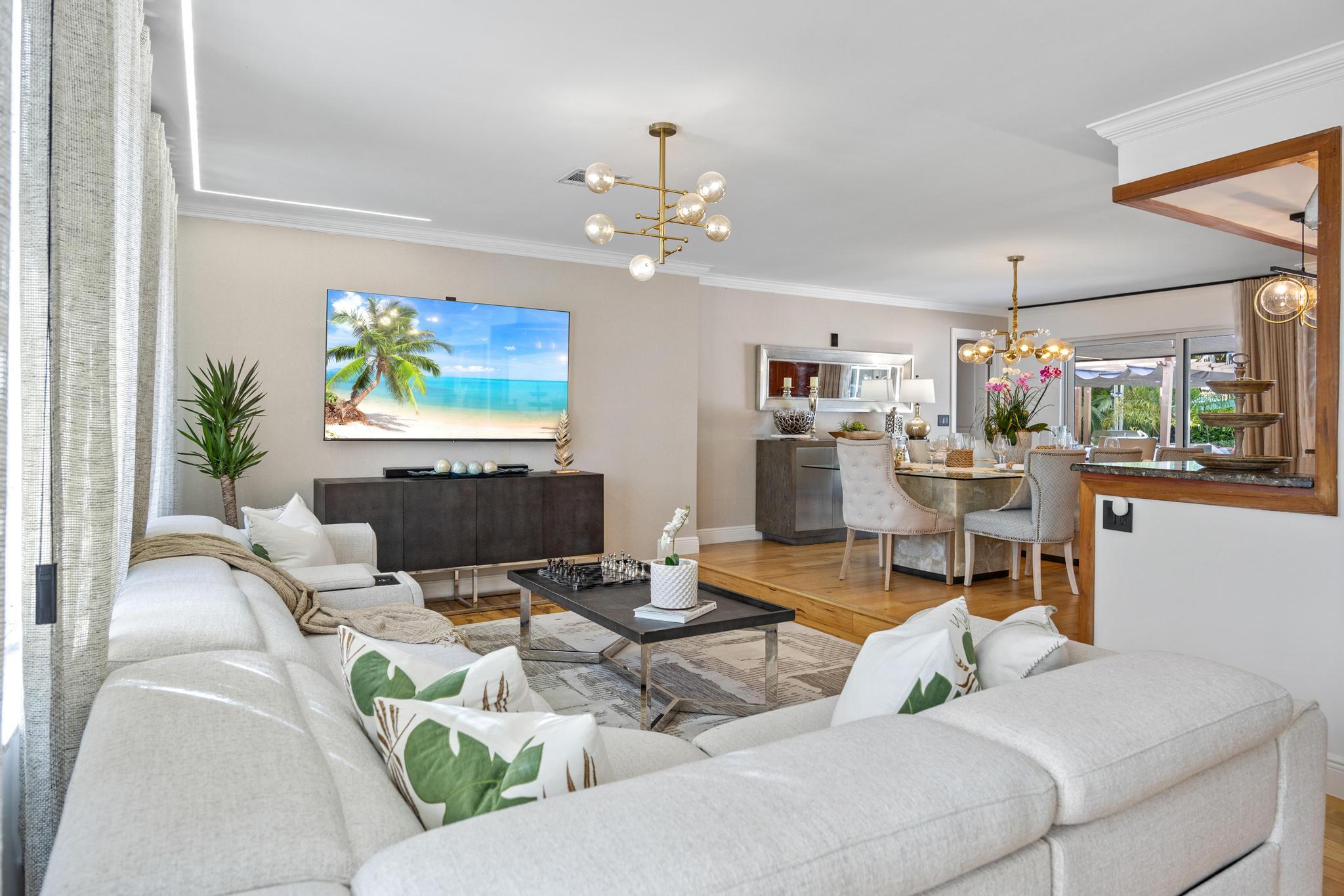 PLANTATION ACRES - Residential