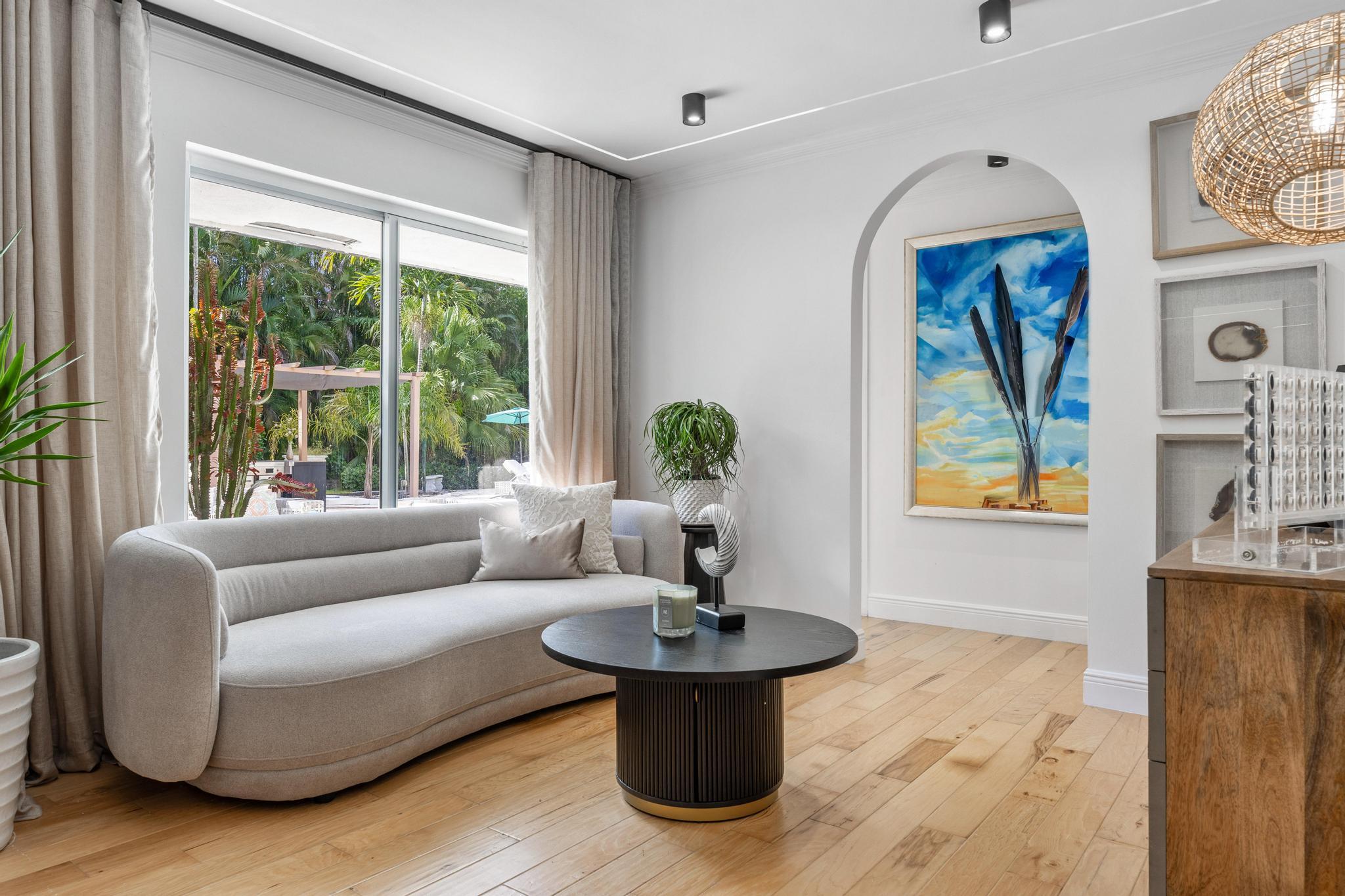 PLANTATION ACRES - Residential