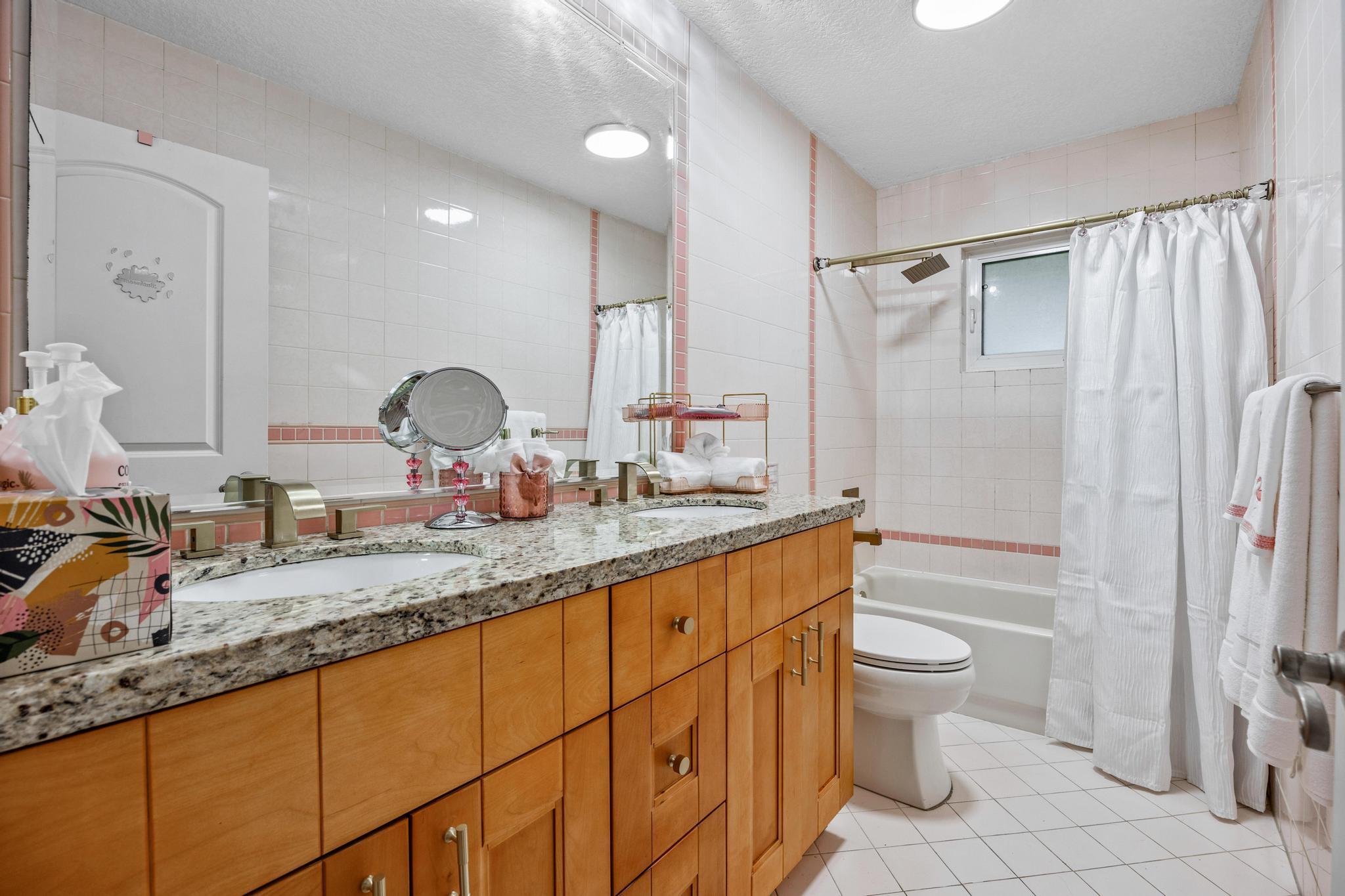 PLANTATION ACRES - Residential