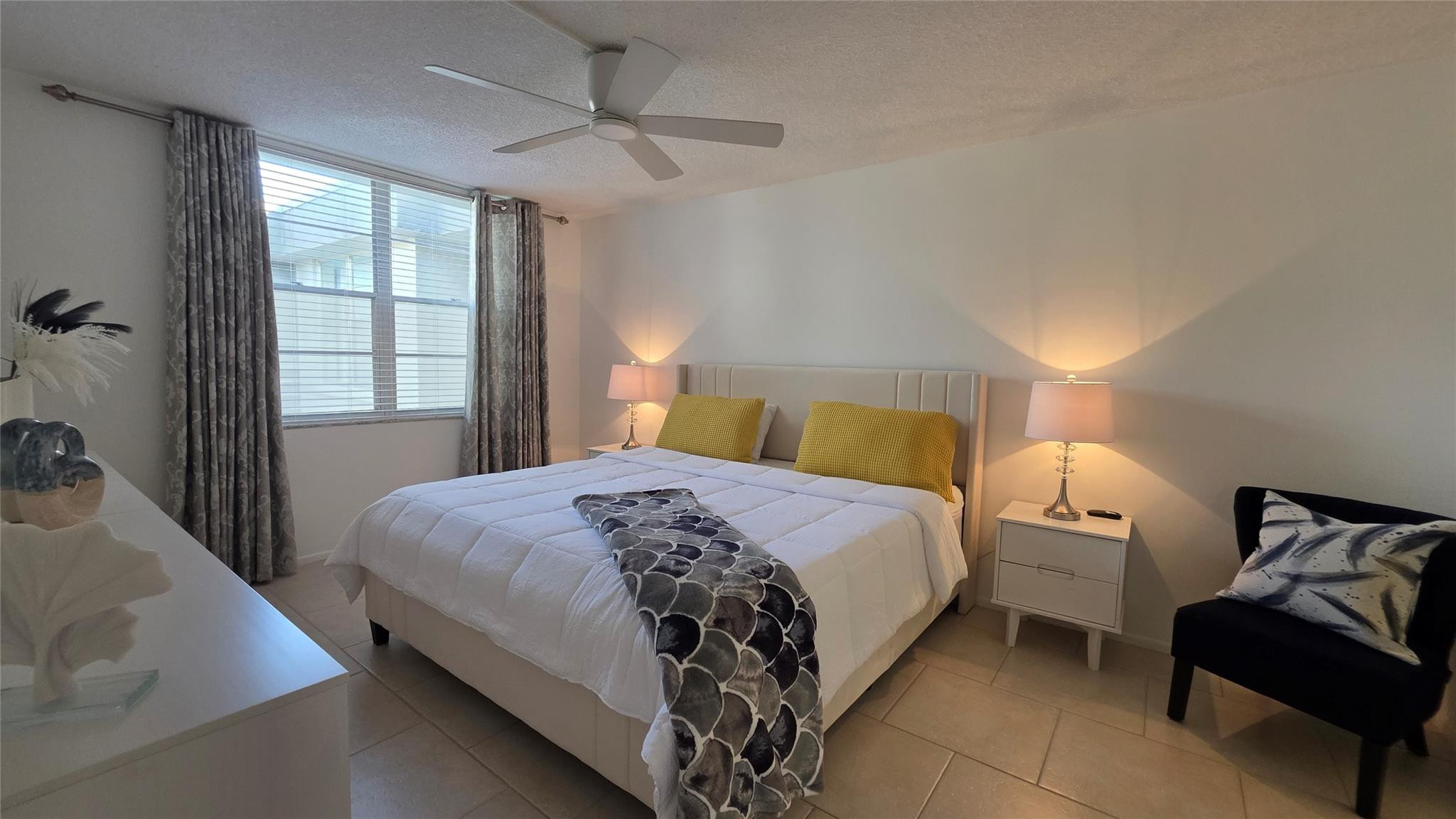 CYPRESS CHASE CONDO NO 4 - Residential