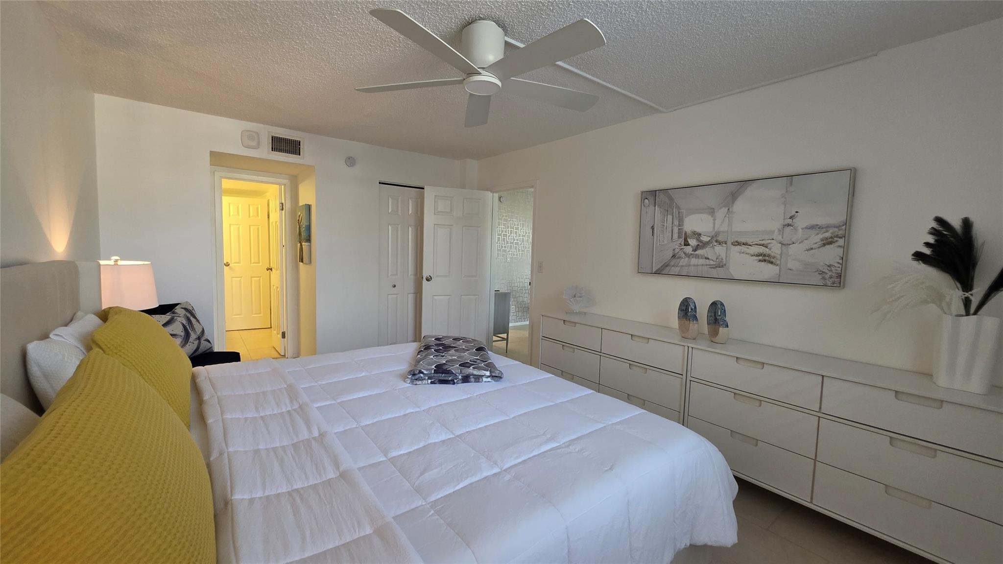 CYPRESS CHASE CONDO NO 4 - Residential