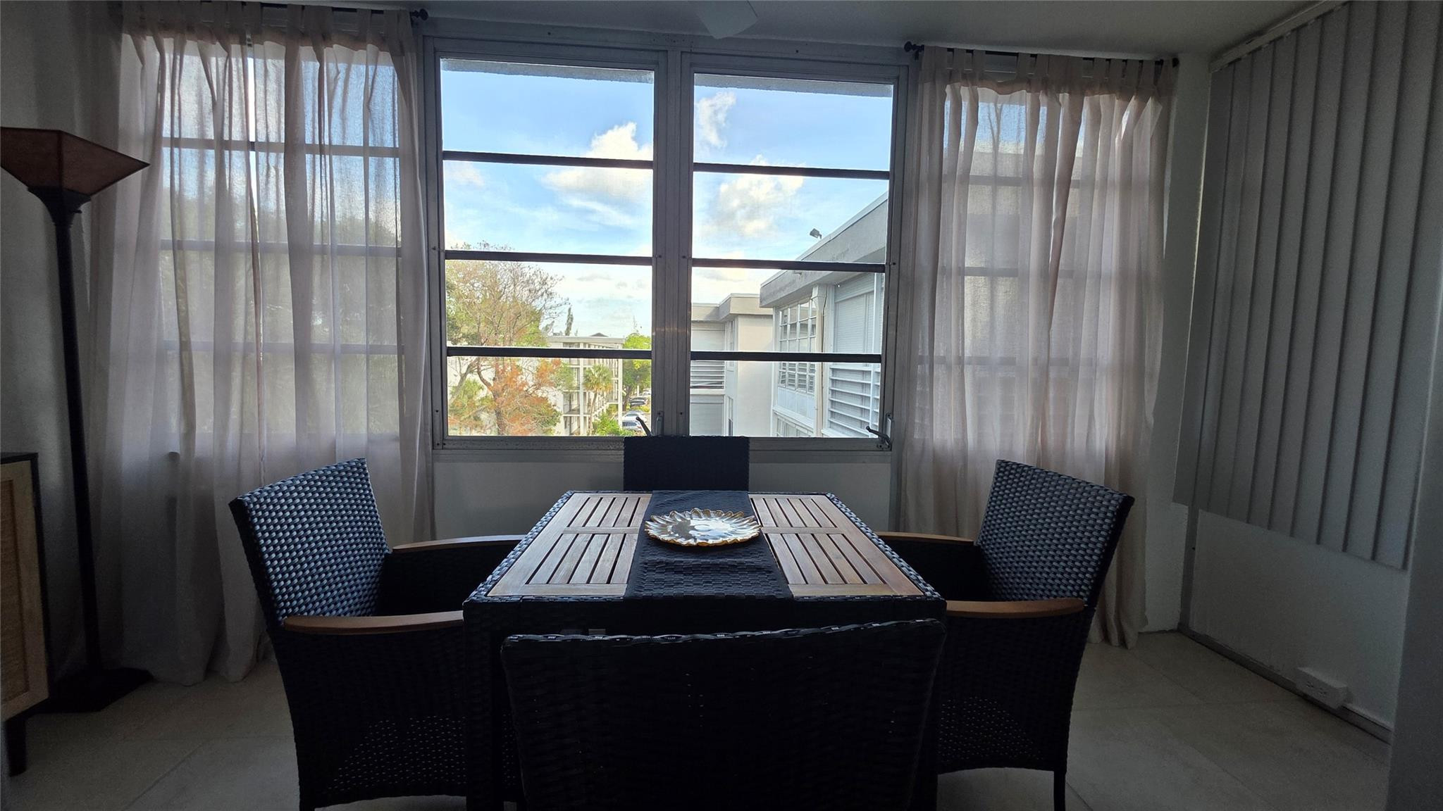 CYPRESS CHASE CONDO NO 4 - Residential