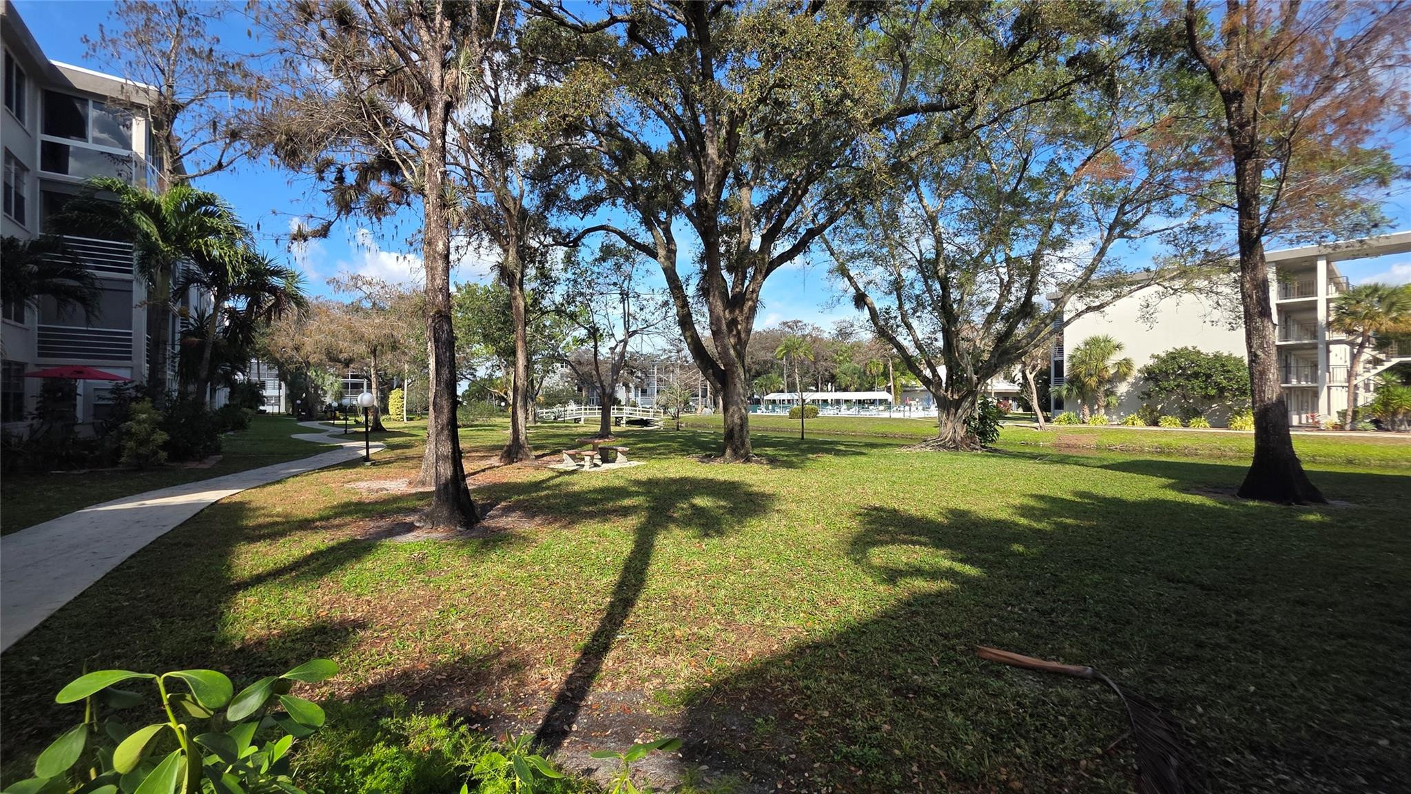 CYPRESS CHASE CONDO NO 4 - Residential