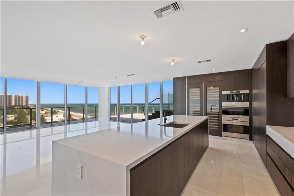 AUBERGE BEACH - Residential