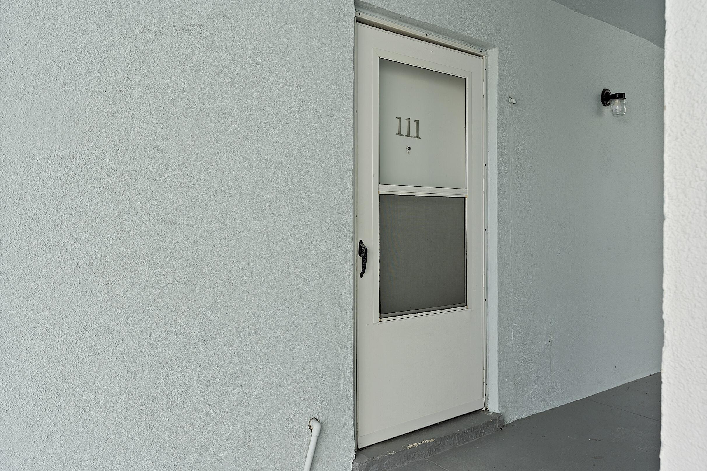 LORI-LYNN CONDO - Residential