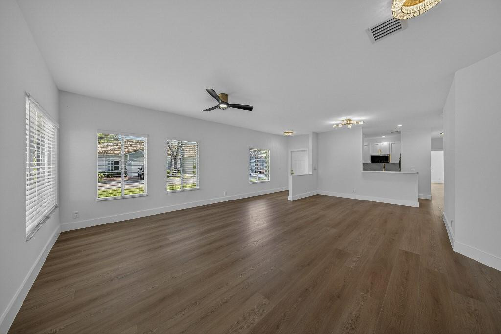 Olympia & York Residentia - Residential