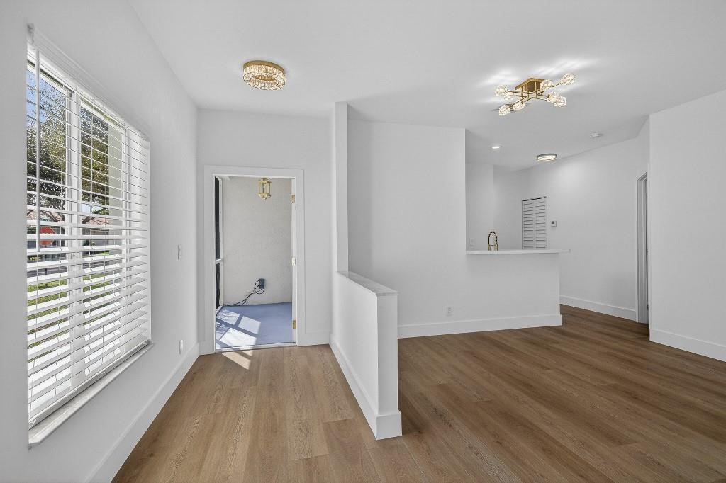 Olympia & York Residentia - Residential