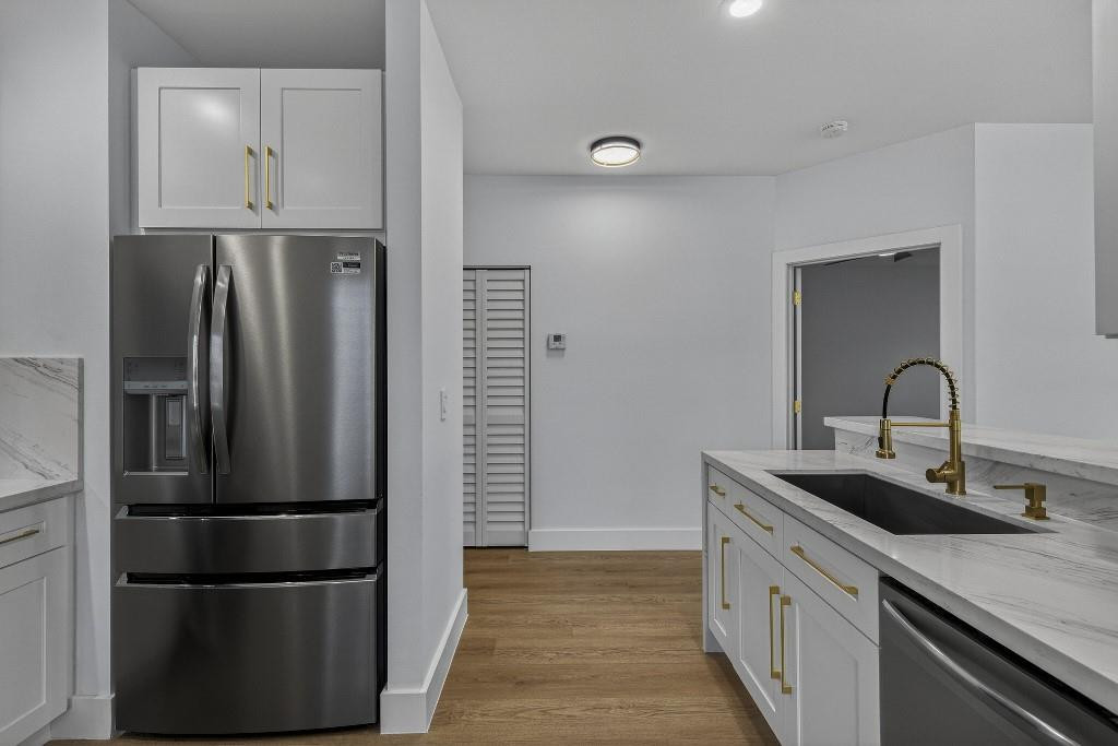 Olympia & York Residentia - Residential