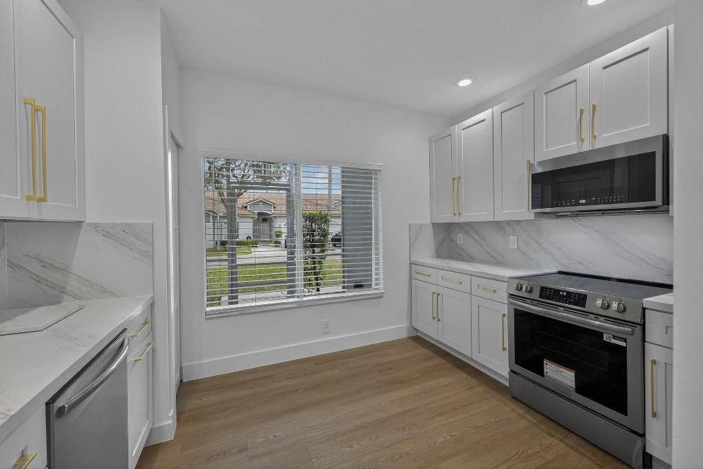 Olympia & York Residentia - Residential