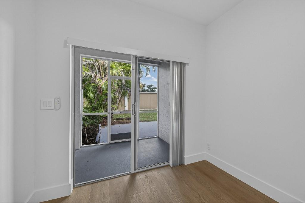 Olympia & York Residentia - Residential