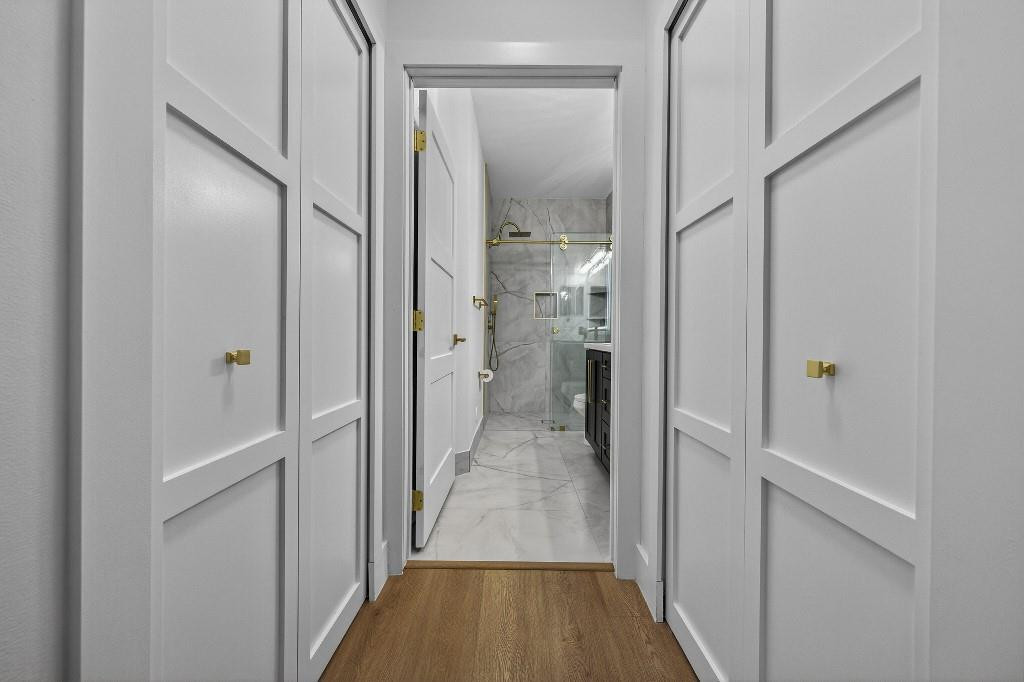 Olympia & York Residentia - Residential