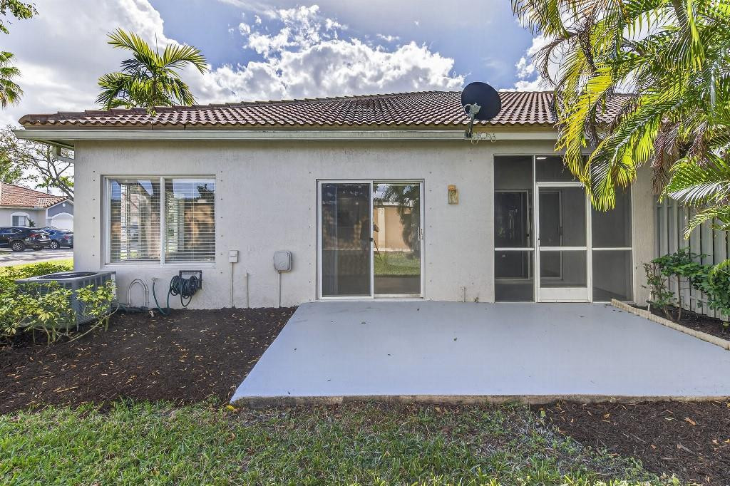 Olympia & York Residentia - Residential