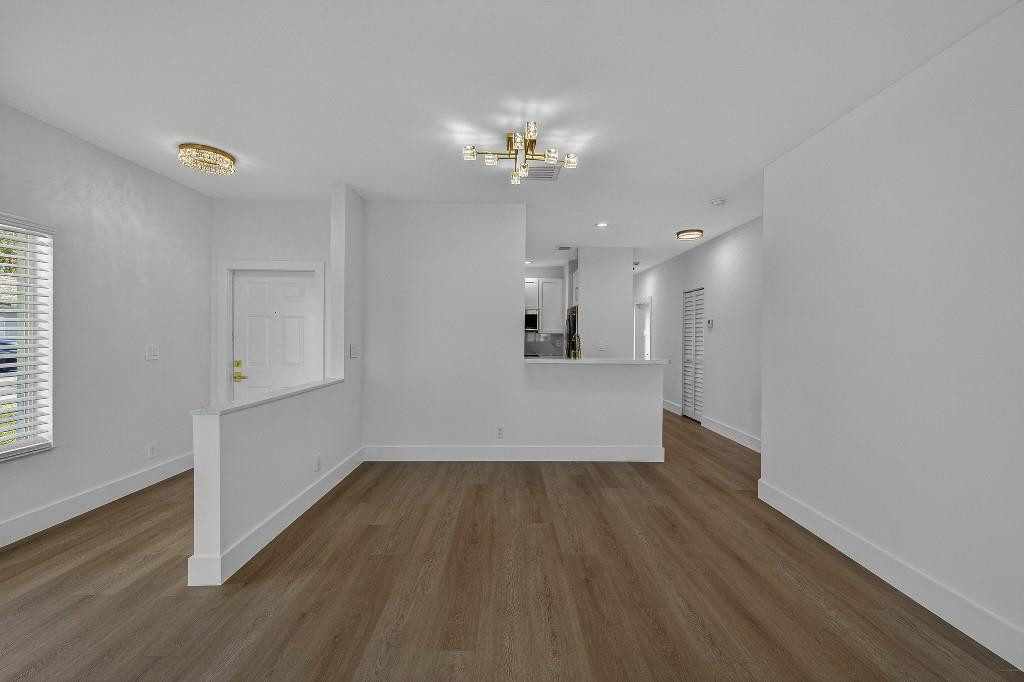 Olympia & York Residentia - Residential