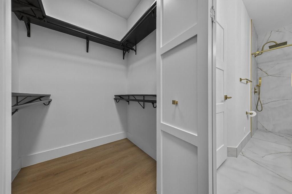 Olympia & York Residentia - Residential