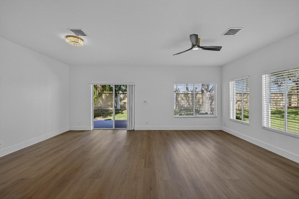 Olympia & York Residentia - Residential