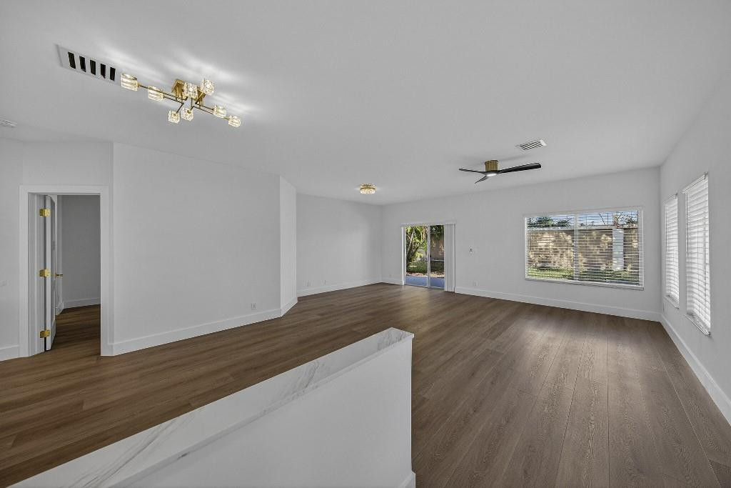 Olympia & York Residentia - Residential