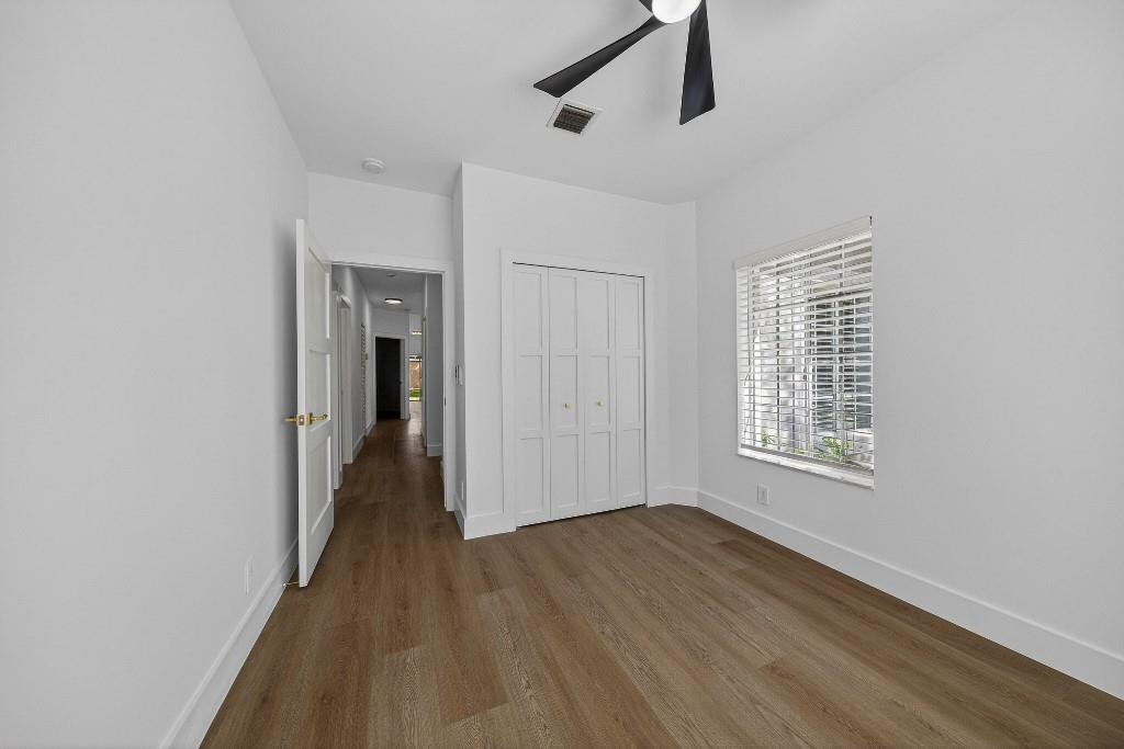 Olympia & York Residentia - Residential