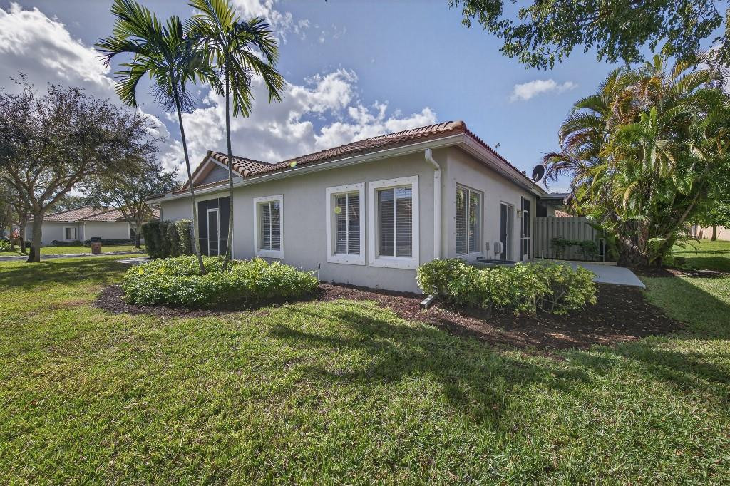 Olympia & York Residentia - Residential