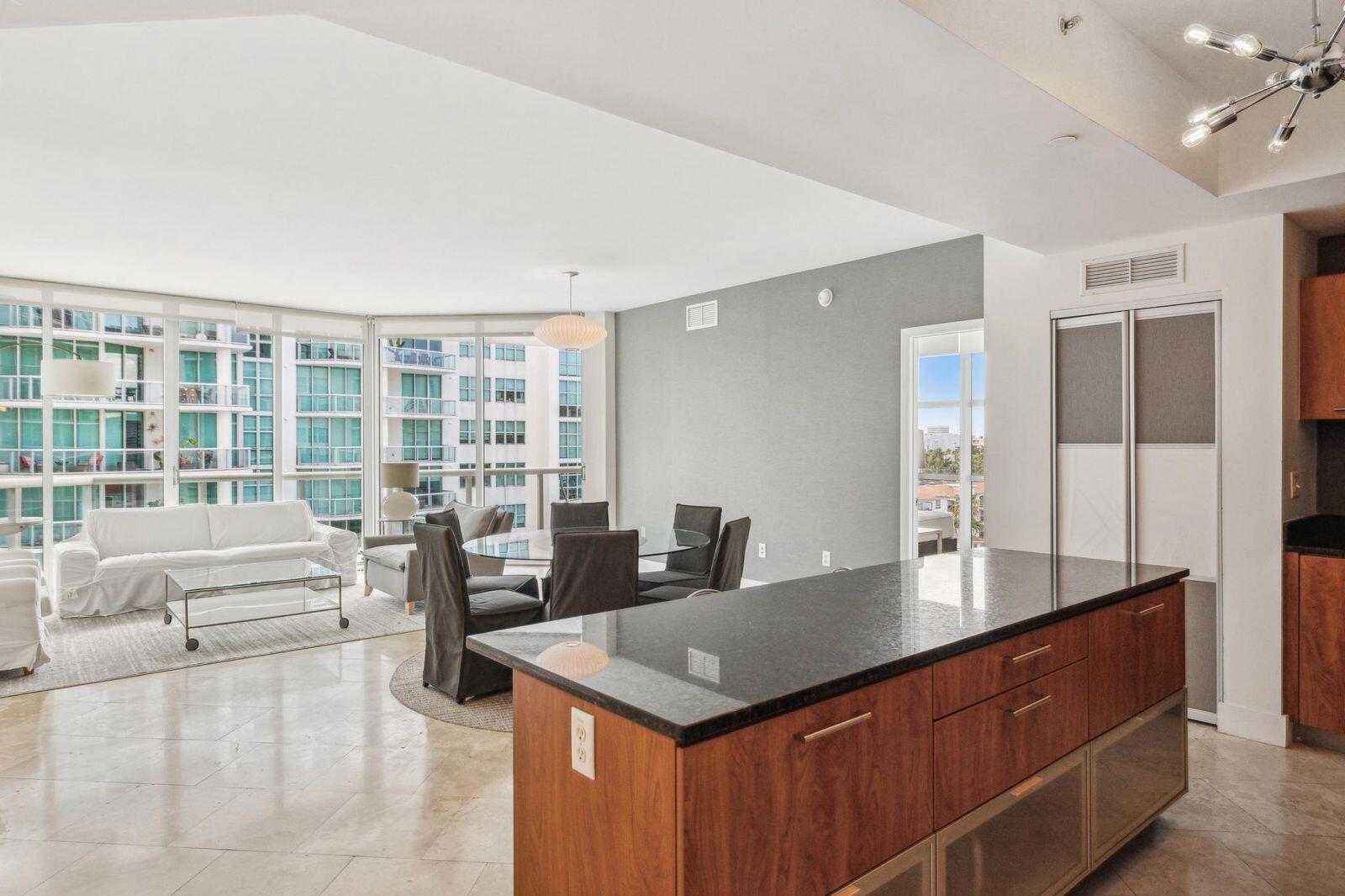 THE ATRIUM AT AVENTURA CONDO - Residential
